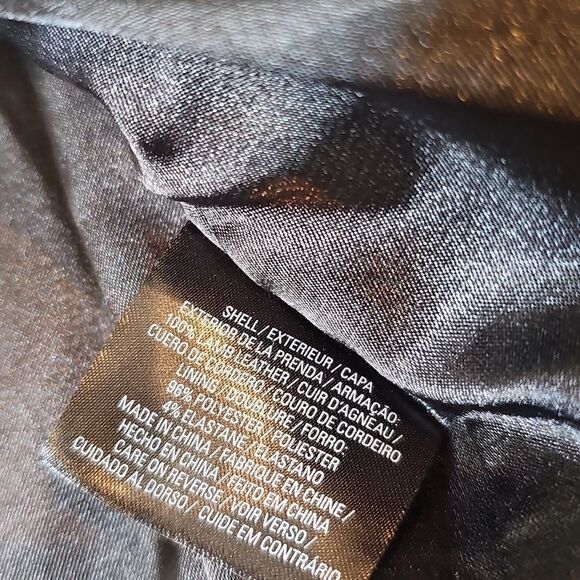 Black leather jacket size S Tahari excellent condition - Picture 6 of 14